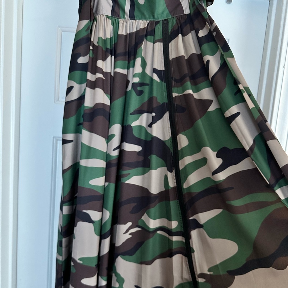 TOV Camo Maxi Skirt/with Pockets NWOT-size 38 - Picture 6 of 6